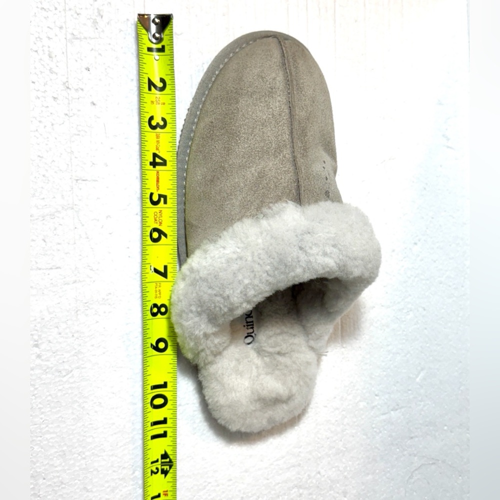 Quince Women's Cozy Grey Shearling Slippers - Picture 11 of 17